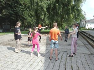 Read more about the article 15 июня на площади МБУК «Геймановского КДЦ» была проведена воробьиная дискотека « Детская аэробика»